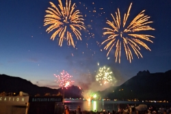 LAC EN FETE : SHOW AERIEN ET FEUX D'ARTIFICES