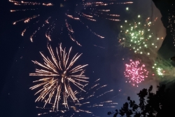 LAC EN FETE : SHOW AERIEN ET FEUX D'ARTIFICES